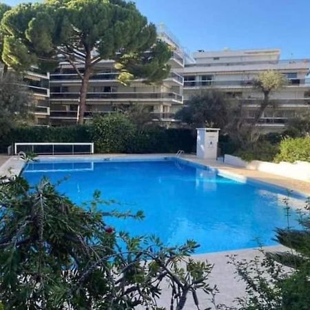 Juan Les Pins Tanit Studio Climatise Vue Sur Mer Piscine Antibes Eksteriør bilde
